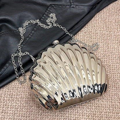 A Vintage Style Bag with Delicate Timeless Details