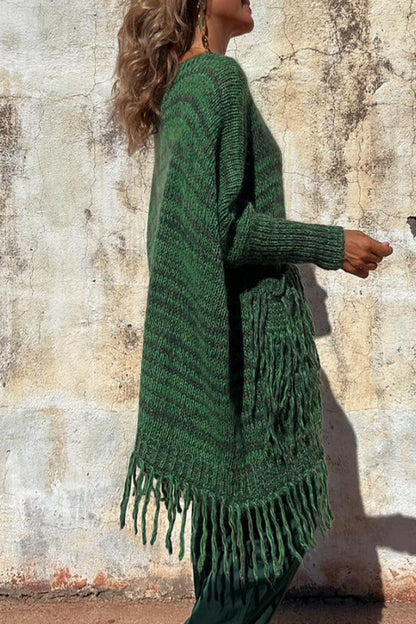Effortlessly Elegant Sweater with a Timeless Design