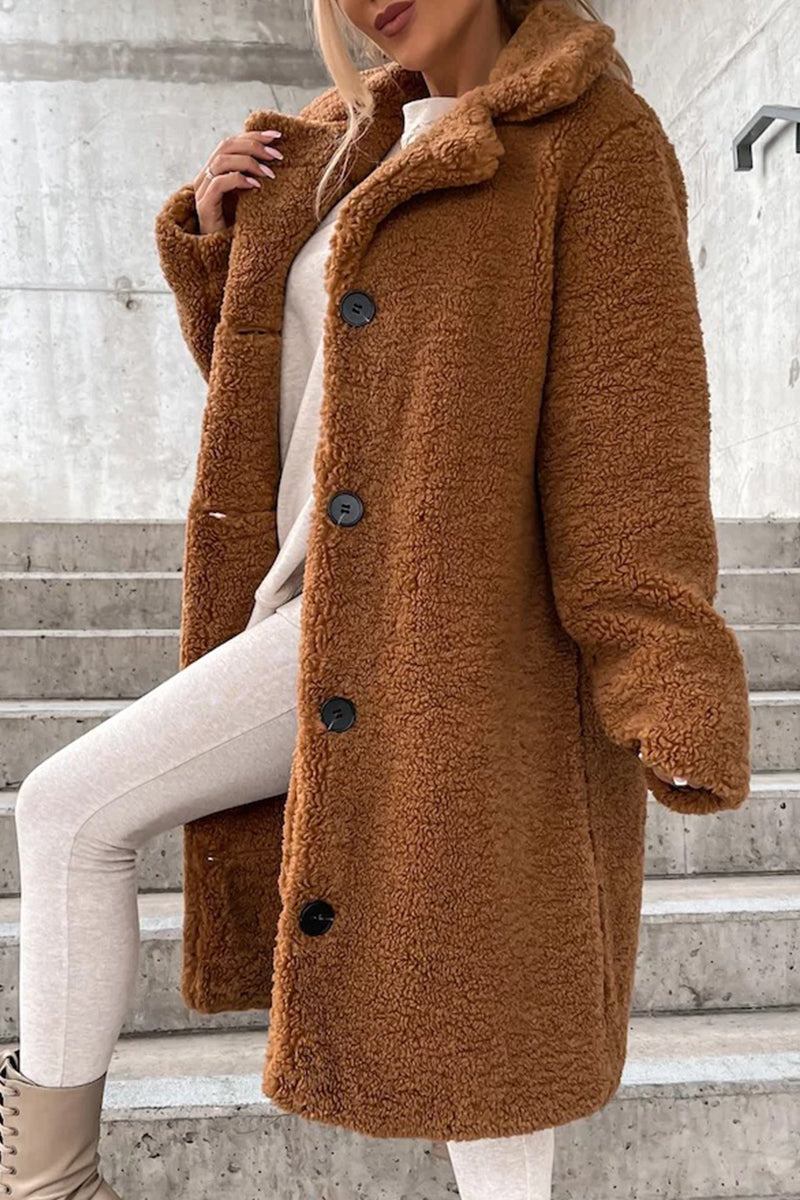 Gracefully Styled Garment for Any Occasion