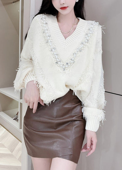 Well Tailored Top with a Graceful Silhouette