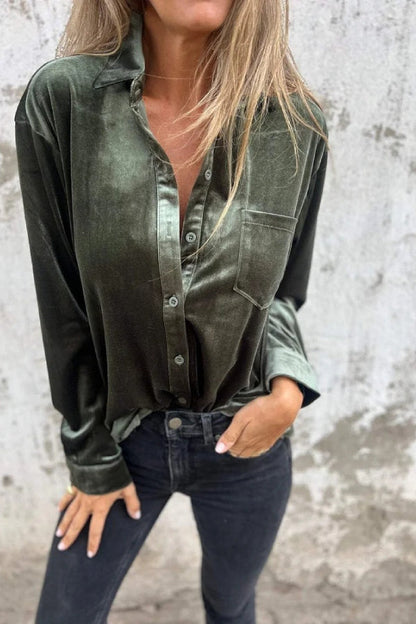 Effortlessly Elegant Shirt with a Timeless Design