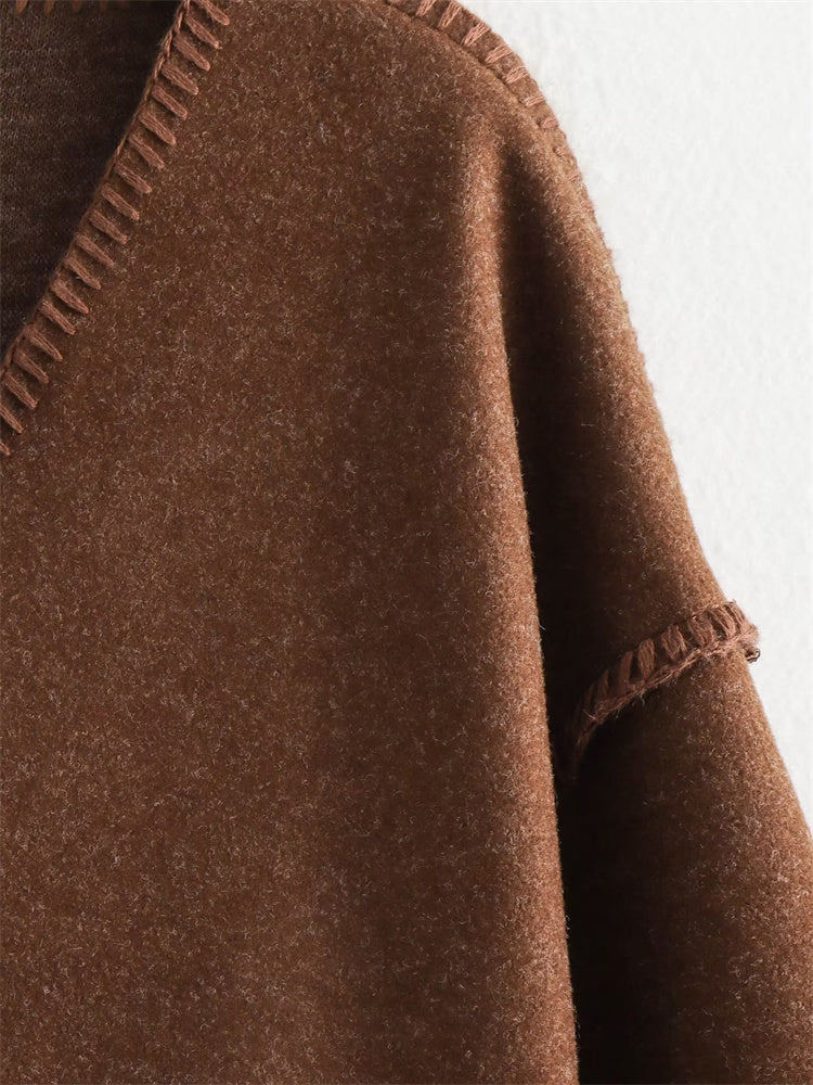 Beautifully Finished Coat in a Timeless Design