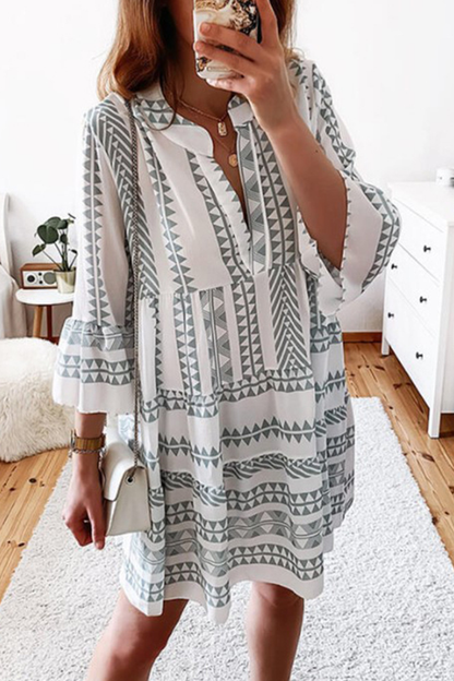 Well Tailored Dress with a Graceful Silhouette