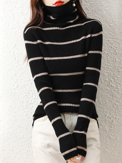 Well Tailored Sweater with a Graceful Silhouette