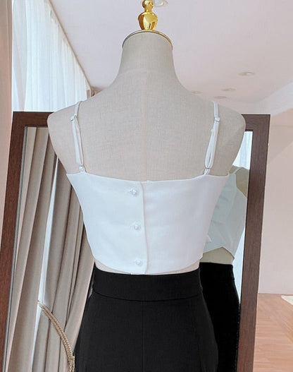 Polished Top with an Effortless Classic Look
