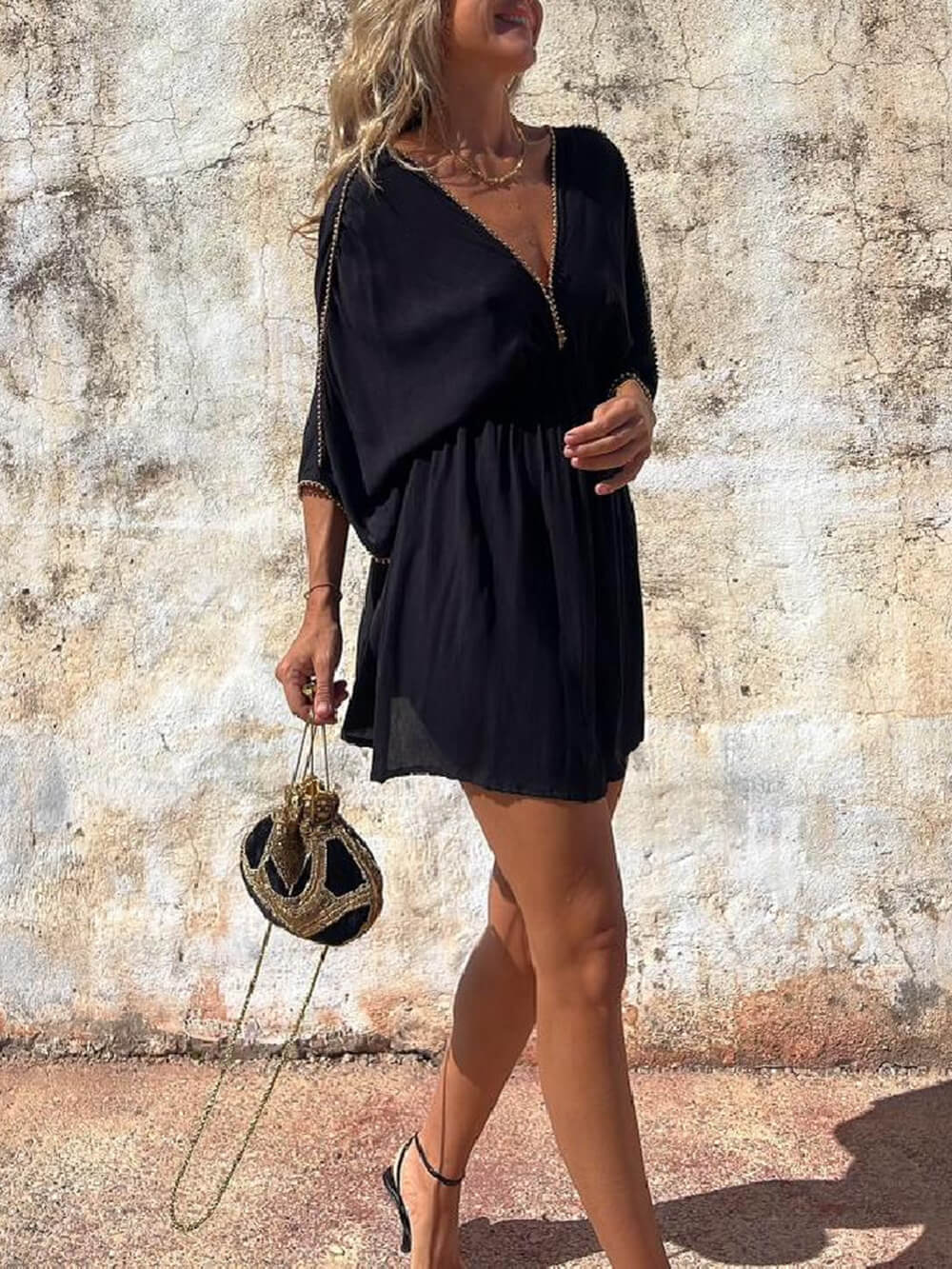 Gracefully Styled Dress for Any Occasion