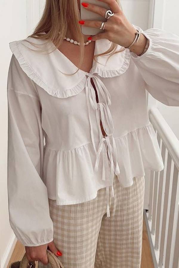 Classic Vintage Cardigan with a Flattering Fit