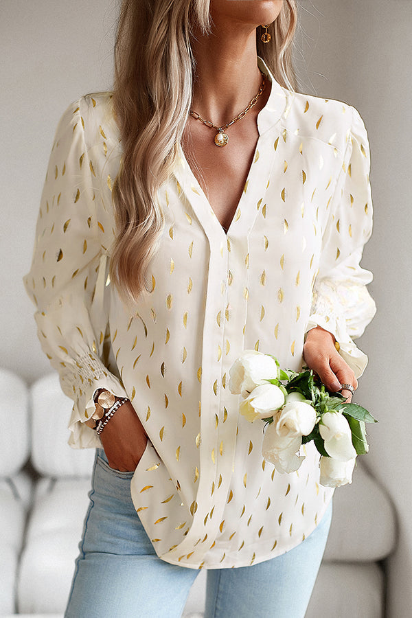 Gracefully Styled Pullover for Any Occasion