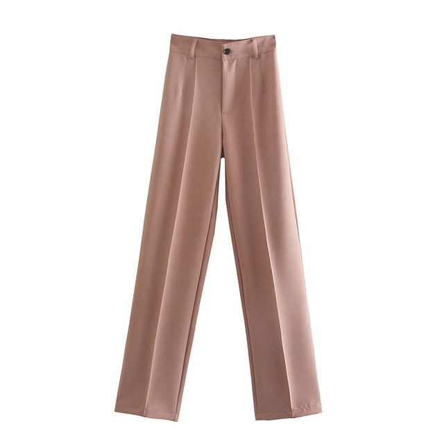 Well Tailored Pants with a Graceful Silhouette