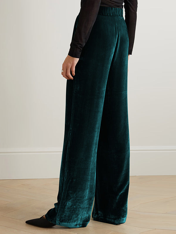 Elegantly Styled Trousers for Everyday Wear