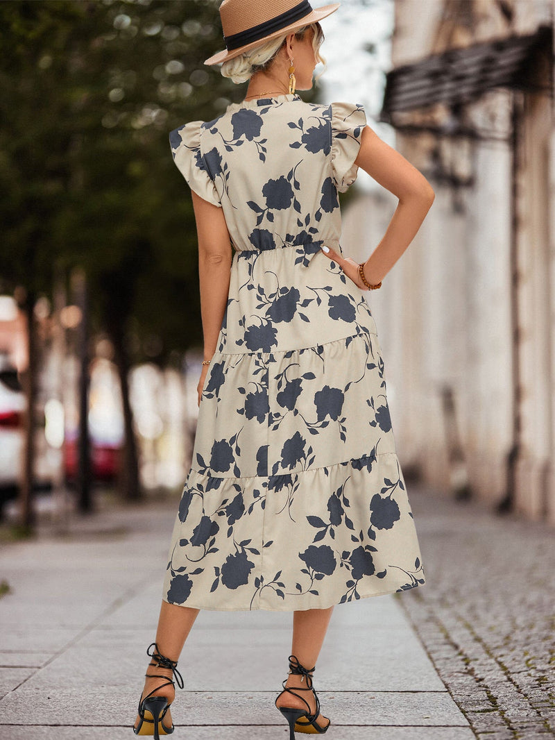Well Tailored Dress with a Graceful Silhouette