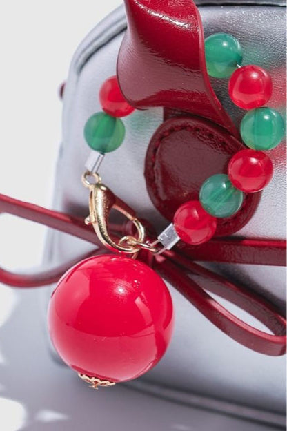 Polished Bag with an Effortless Classic Look