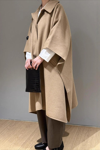 Elegantly Styled Coat for Everyday Wear