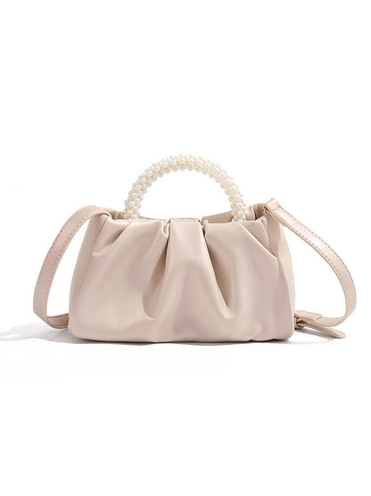 Well Tailored Bag with a Graceful Silhouette