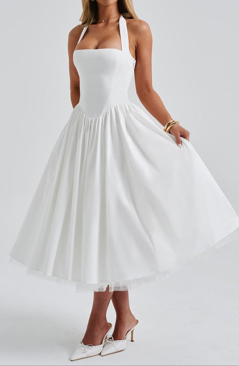 Gracefully Styled Dress for Any Occasion