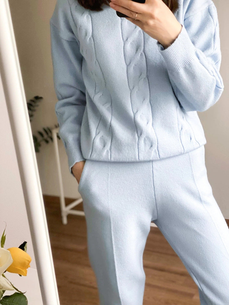 Polished Sweater with an Effortless Classic Look