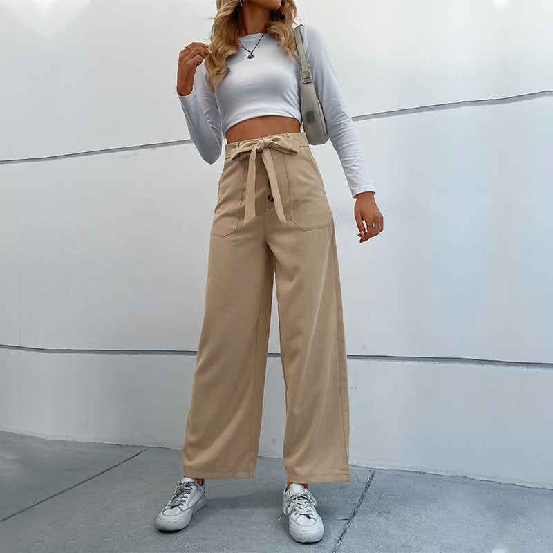 Effortlessly Elegant Trousers with a Timeless Design