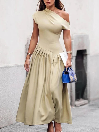 Polished Dress with an Effortless Classic Look