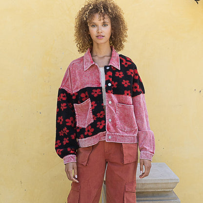 Elegantly Styled Coat for Everyday Wear