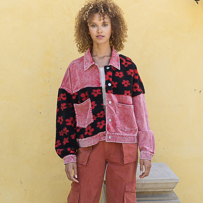Elegantly Styled Coat for Everyday Wear