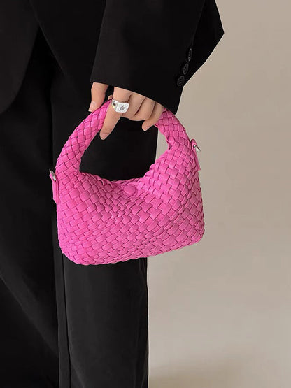 Beautifully Finished Bag in a Timeless Design