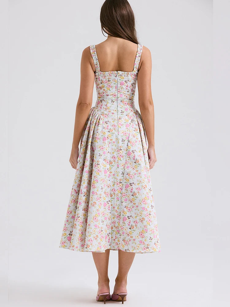Classic Vintage & Enduringly Stylish Dress