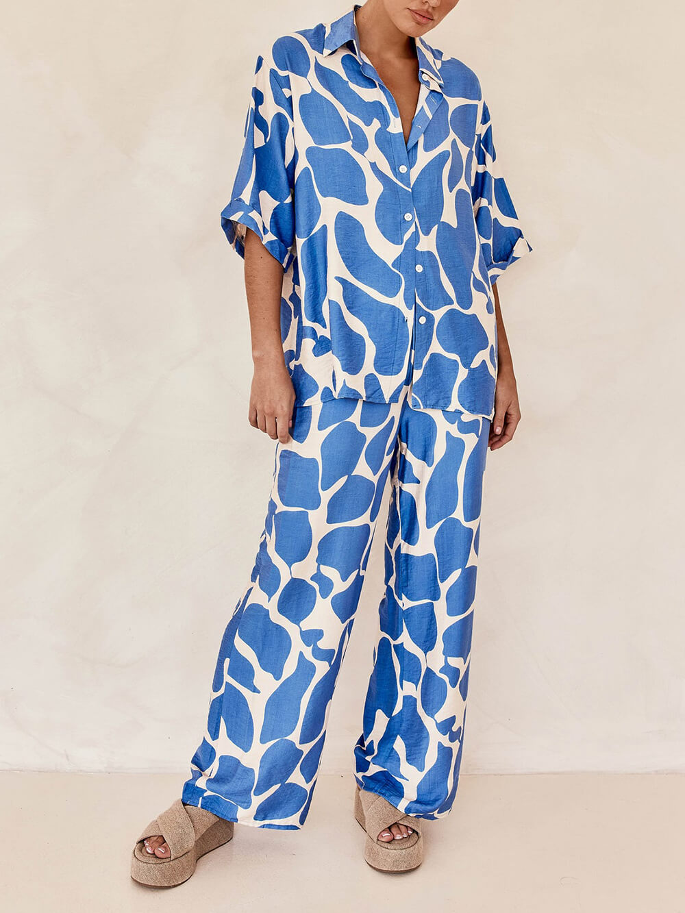 Beautifully Finished Pants in a Timeless Design