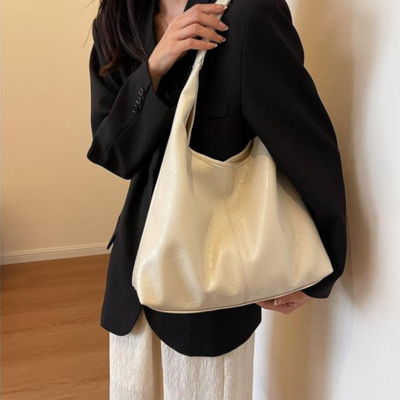 Effortlessly Elegant Garment with a Timeless Design