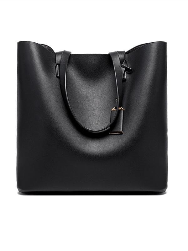 Beautifully Finished Bag in a Timeless Design