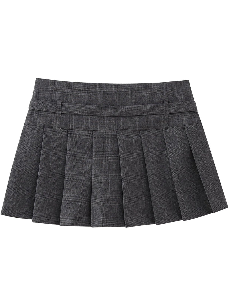 Sophisticated Garment with a Clean Classic Look