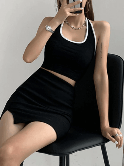 Well Tailored Top with a Graceful Silhouette