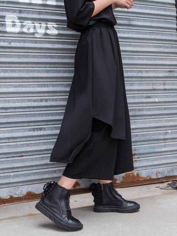 Beautifully Finished Pants in a Timeless Design