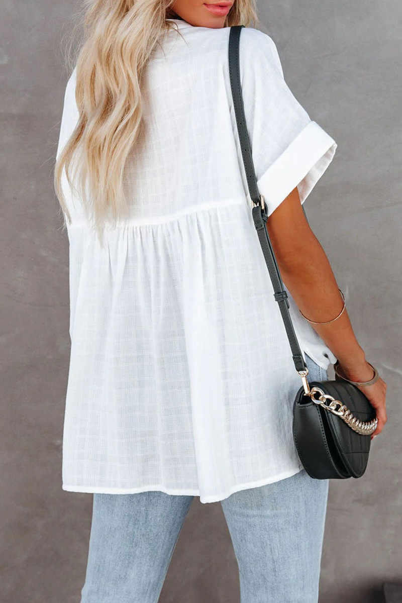 Beautifully Finished Top in a Timeless Design