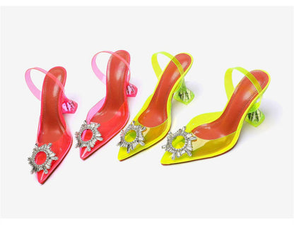 Beautifully Finished Heels in a Timeless Design