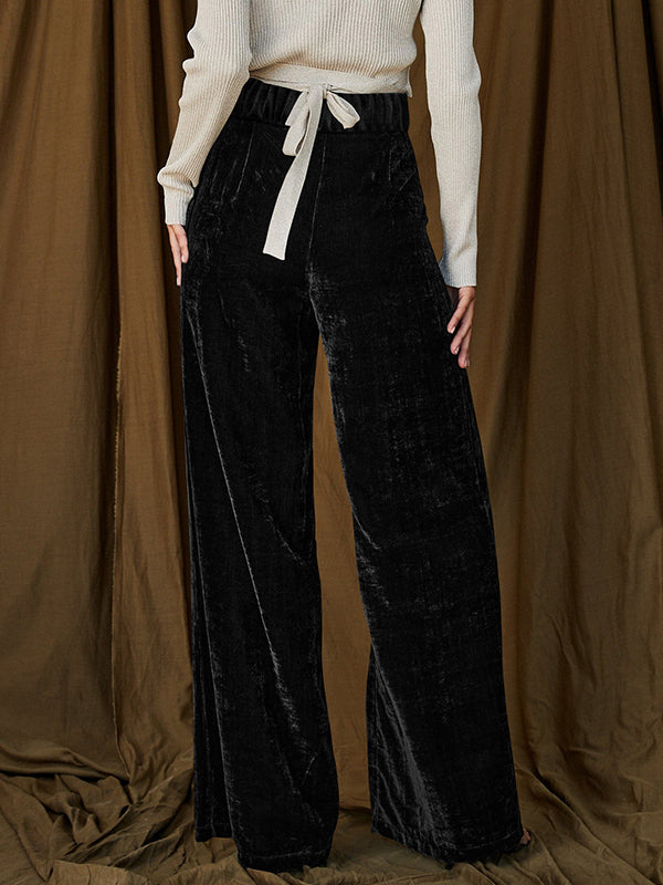 Elegantly Styled Trousers for Everyday Wear