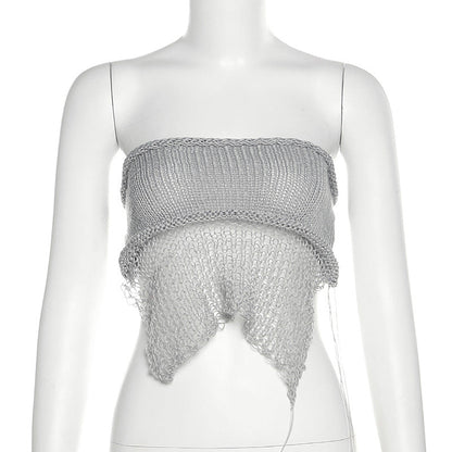 Well Tailored Top with a Graceful Silhouette