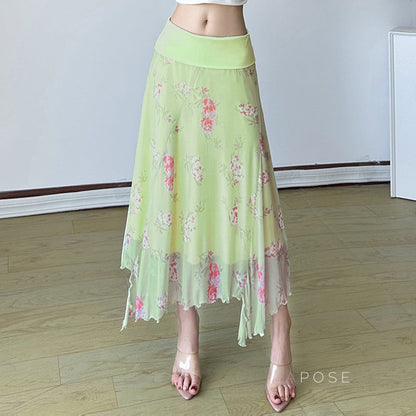Effortlessly Elegant Garment with a Timeless Design