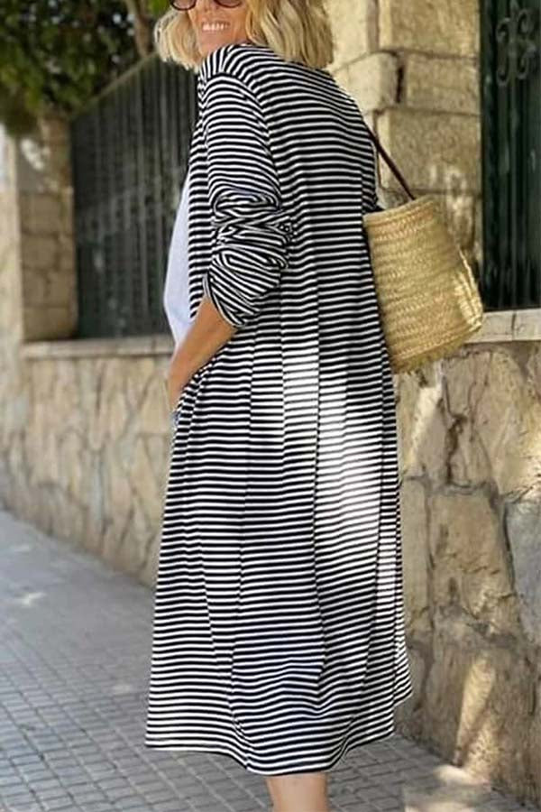Effortlessly Elegant Cardigan with a Timeless Design