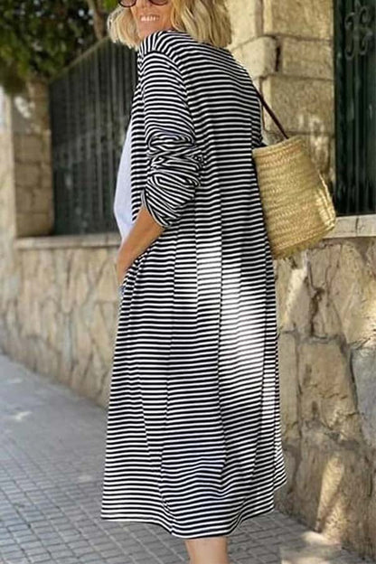 Effortlessly Elegant Cardigan with a Timeless Design