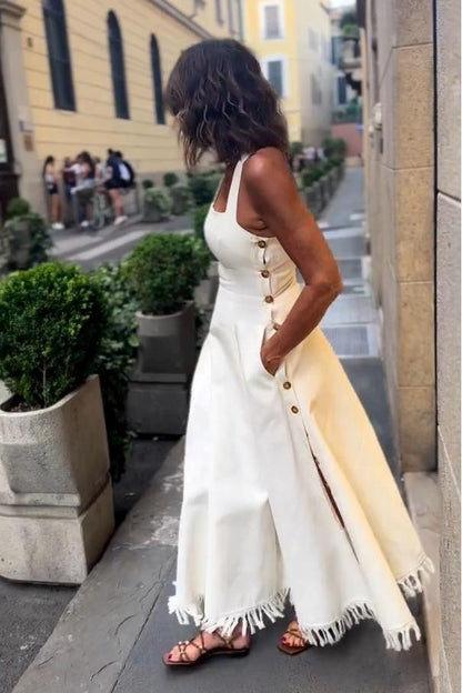 Sophisticated Dress with a Clean Classic Look