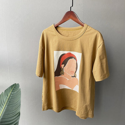 Classic Vintage T-Shirt with a Flattering Fit