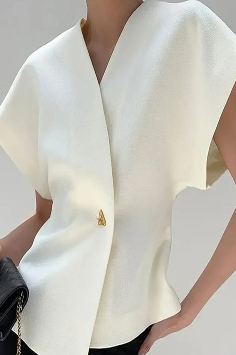 A Vintage Style Top with Delicate Timeless Details