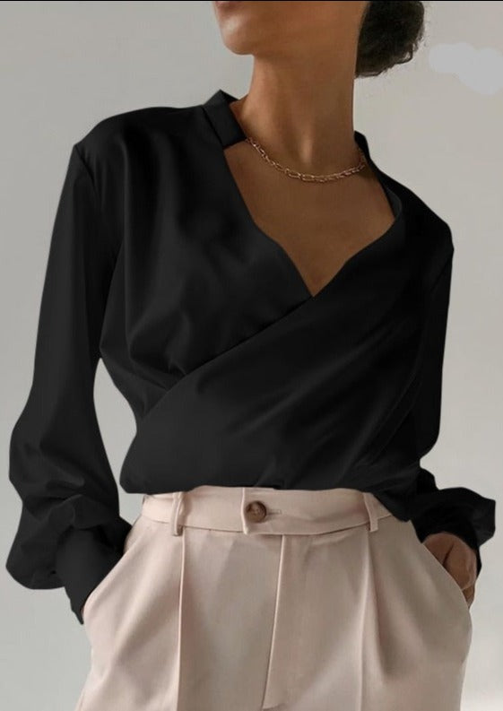 Effortlessly Elegant Shirt with a Timeless Design