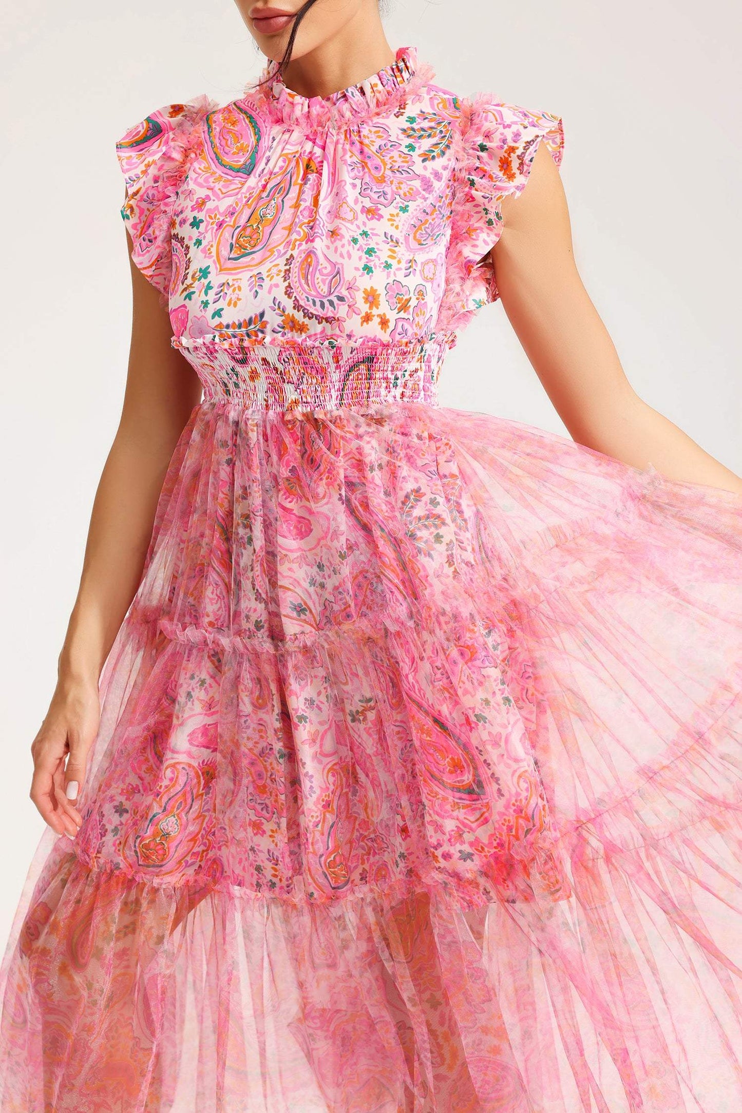 Gracefully Styled Dress for Any Occasion