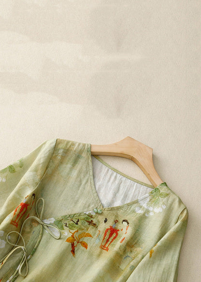 Classic Vintage & Enduringly Stylish Blouse