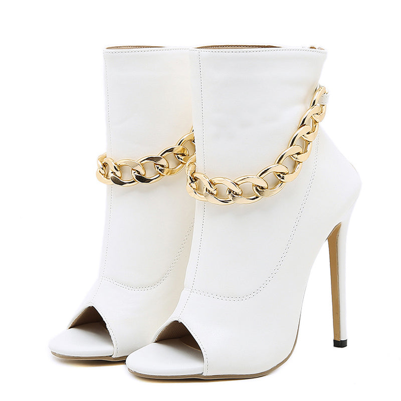 Vintage Inspired Heels with a Contemporary Edge