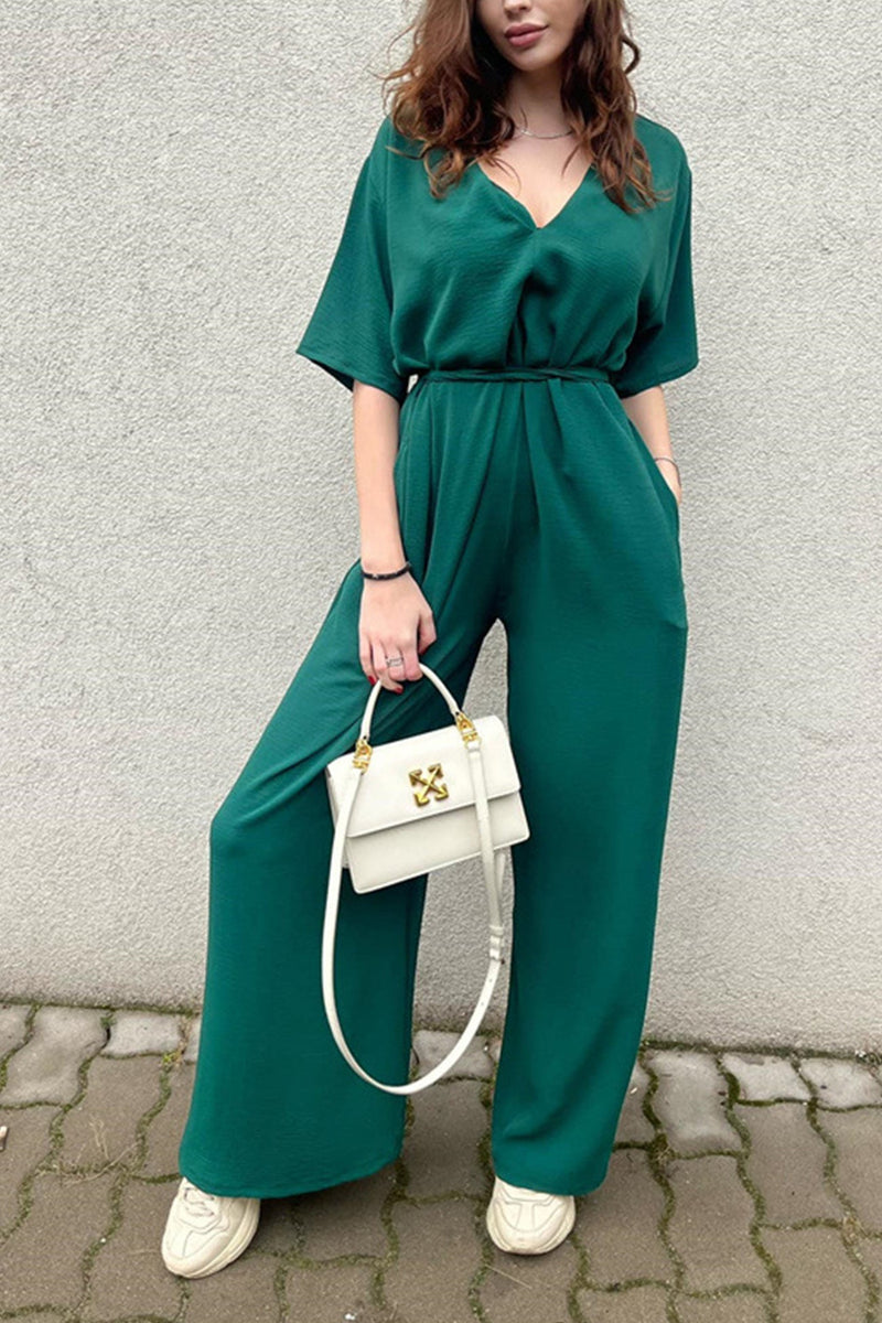 Effortlessly Elegant Garment with a Timeless Design