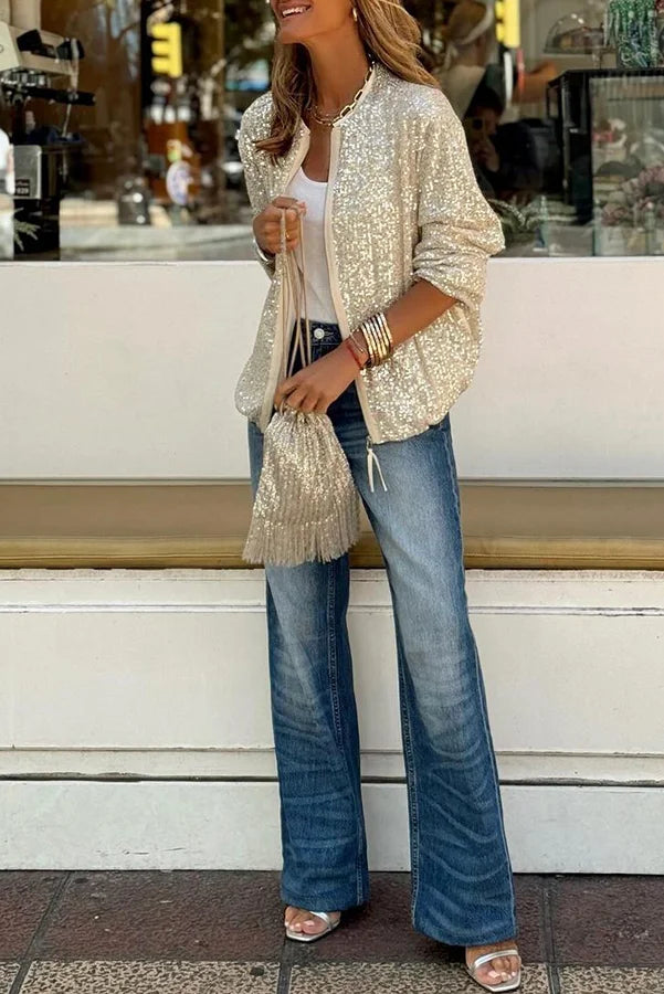 Beautifully Finished Coat in a Timeless Design