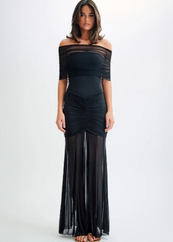 Effortlessly Elegant Garment with a Timeless Design