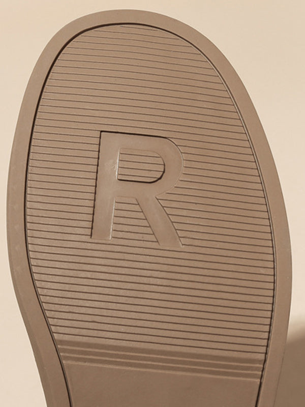 A Vintage Style Sandals with Delicate Timeless Details